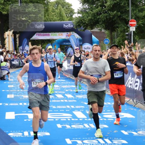 29.06.2025 - hella hamburg halbmarathon Zöllner http://msf.ph/oto/8175647 29.06.2025 10:37:32 Ziel 1290, 2767, 5042, 5791, 6047, 7831, 9017, 9914, 10451, 13372, 15888, 17306, 18159, 18723 meine-sportfotos.de