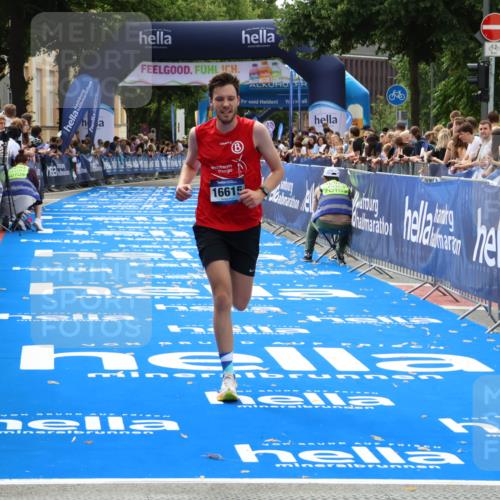 29.06.2025 - hella hamburg halbmarathon Zöllner http://msf.ph/oto/8175688 29.06.2025 10:26:13 Ziel 16615 meine-sportfotos.de