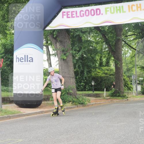 29.06.2025 - hella hamburg halbmarathon KatJ http://msf.ph/oto/8175707 29.06.2025 09:20:59 Zwischen KM18-KM19  meine-sportfotos.de