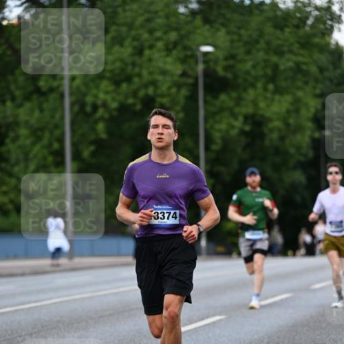 29.06.2025 - hella hamburg halbmarathon Dr. Thomas Lammeyer http://msf.ph/oto/8175718 29.06.2025 09:46:33 Kennedybrücke 1271, 2075, 6090, 7380, 9565, 9767, 10867 meine-sportfotos.de