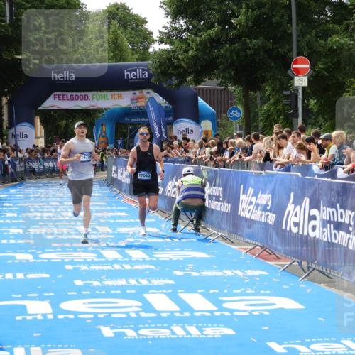 29.06.2025 - hella hamburg halbmarathon Zöllner http://msf.ph/oto/8175743 29.06.2025 10:26:33 Ziel 14728, 17040 meine-sportfotos.de
