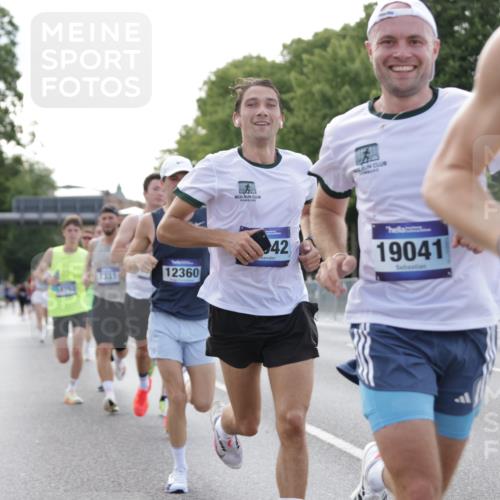 29.06.2025 - hella hamburg halbmarathon Jannik Wohlers http://msf.ph/oto/8175756 29.06.2025 09:42:17 Lombardsbrücke 5612, 7331, 7855, 9269, 10468, 11078, 11228, 12360, 13872, 13913, 14753, 14836, 16615, 17614, 19041, 19042, 19050, 19078 meine-sportfotos.de
