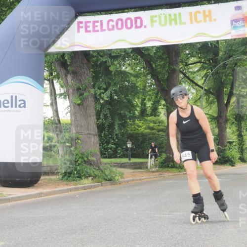 29.06.2025 - hella hamburg halbmarathon KatJ http://msf.ph/oto/8175789 29.06.2025 09:21:00 Zwischen KM18-KM19  meine-sportfotos.de