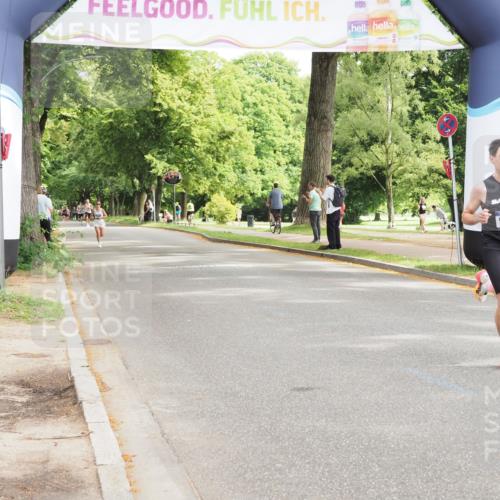 29.06.2025 - hella hamburg halbmarathon MichiJ http://msf.ph/oto/8175859 29.06.2025 10:16:09 Zwischen KM18-KM19 9565, 16615 meine-sportfotos.de