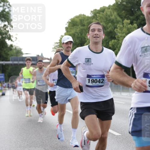 29.06.2025 - hella hamburg halbmarathon Jannik Wohlers http://msf.ph/oto/8175881 29.06.2025 09:42:17 Lombardsbrücke 5612, 7331, 7855, 9269, 10468, 11078, 11228, 12360, 13872, 13913, 14753, 14836, 16615, 17614, 19041, 19042, 19050, 19078 meine-sportfotos.de