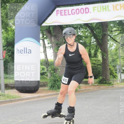 29.06.2025 - hella hamburg halbmarathon KatJ http://msf.ph/oto/8175965 29.06.2025 09:21:00 Zwischen KM18-KM19  meine-sportfotos.de