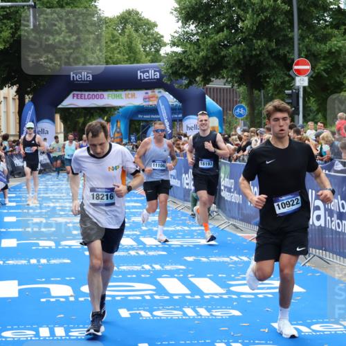 29.06.2025 - hella hamburg halbmarathon Zöllner http://msf.ph/oto/8176046 29.06.2025 10:37:43 Ziel 1505, 10922, 11106, 13595, 14934, 18193, 18216 meine-sportfotos.de