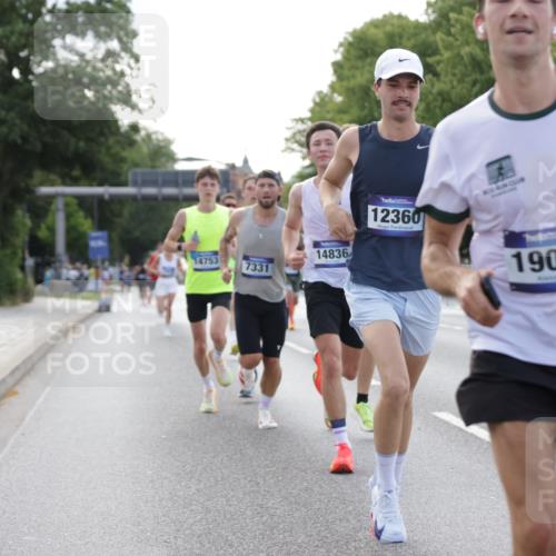 29.06.2025 - hella hamburg halbmarathon Jannik Wohlers http://msf.ph/oto/8176087 29.06.2025 09:42:18 Lombardsbrücke 5612, 7331, 7855, 9269, 10468, 11078, 11228, 12360, 13872, 13913, 14753, 14836, 16615, 17614, 18740, 19041, 19042, 19050, 19076, 19078 meine-sportfotos.de