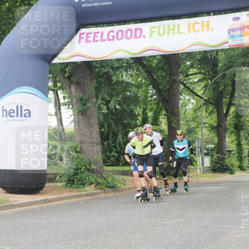 29.06.2025 - hella hamburg halbmarathon KatJ http://msf.ph/oto/8176168 29.06.2025 09:21:13 Zwischen KM18-KM19  meine-sportfotos.de