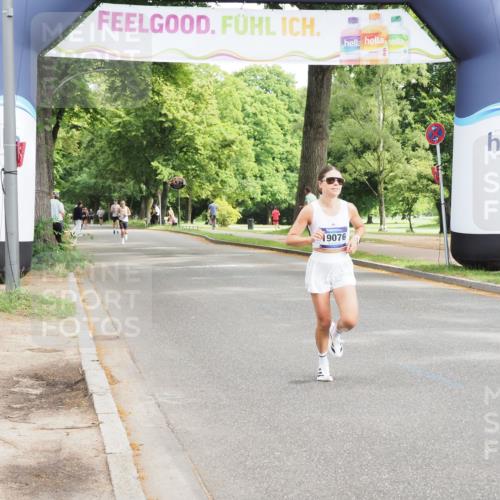 29.06.2025 - hella hamburg halbmarathon MichiJ http://msf.ph/oto/8176281 29.06.2025 10:16:16 Zwischen KM18-KM19 9565, 19076 meine-sportfotos.de