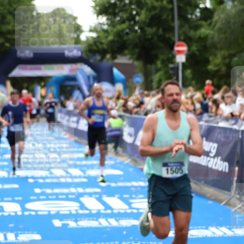 29.06.2025 - hella hamburg halbmarathon Zöllner http://msf.ph/oto/8176289 29.06.2025 10:37:50 Ziel 1505, 1615, 2196, 2404, 9171, 13148, 13595, 18276, 18277 meine-sportfotos.de