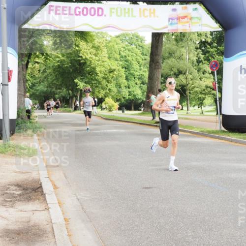 29.06.2025 - hella hamburg halbmarathon MichiJ http://msf.ph/oto/8176494 29.06.2025 10:16:23 Zwischen KM18-KM19 19076 meine-sportfotos.de