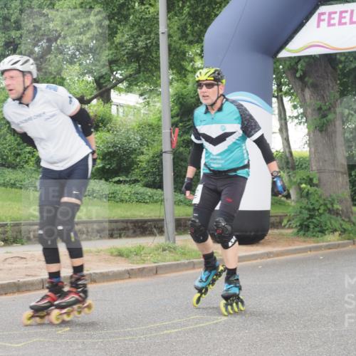 29.06.2025 - hella hamburg halbmarathon KatJ http://msf.ph/oto/8176580 29.06.2025 09:21:14 Zwischen KM18-KM19  meine-sportfotos.de