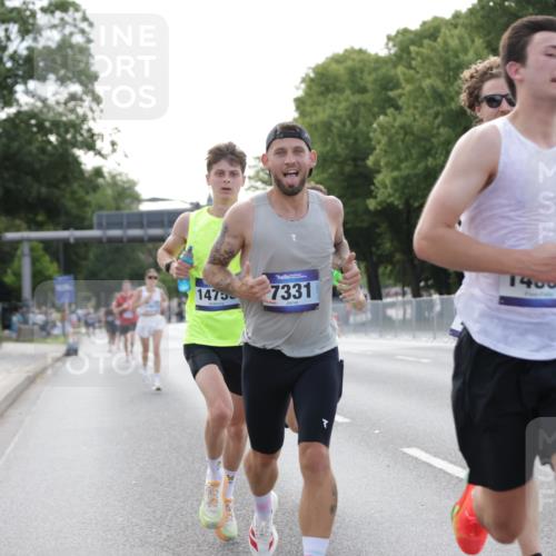 29.06.2025 - hella hamburg halbmarathon Jannik Wohlers http://msf.ph/oto/8176593 29.06.2025 09:42:19 Lombardsbrücke 5612, 7331, 7855, 9269, 10468, 11078, 11228, 12360, 13872, 13913, 14753, 14836, 16615, 17614, 18740, 19041, 19042, 19050, 19076, 19078 meine-sportfotos.de