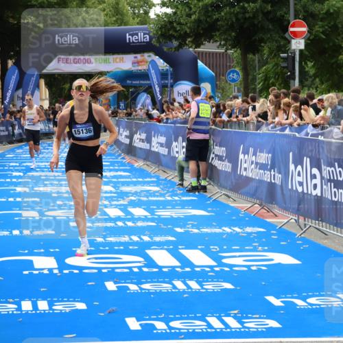 29.06.2025 - hella hamburg halbmarathon Zöllner http://msf.ph/oto/8176657 29.06.2025 10:27:26 Ziel 14019, 15136, 15576, 18037, 18124 meine-sportfotos.de