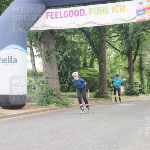 29.06.2025 - hella hamburg halbmarathon KatJ http://msf.ph/oto/8176786 29.06.2025 09:21:20 Zwischen KM18-KM19  meine-sportfotos.de