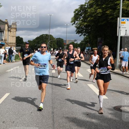 29.06.2025 - hella hamburg halbmarathon Yannick Fuchs http://msf.ph/oto/8176787 29.06.2025 10:41:59 20KM 51, 1604, 1613, 1696, 2284, 2708, 2839, 2864, 2869, 2953, 3976, 4377, 4528, 4601, 5022, 6009, 6134, 6168, 7599, 7962, 8234, 8927, 9544, 9626, 10969, 10988, 11283, 12679, 12685, 12870, 13007, 13672, 13948, 14618, 14619, 14730, 15333, 15350, 15478, 15479, 17172, 17451, 17905, 17915, 17979, 18104, 18430, 18758, 18856, 18922, 18974, 19181 meine-sportfotos.de