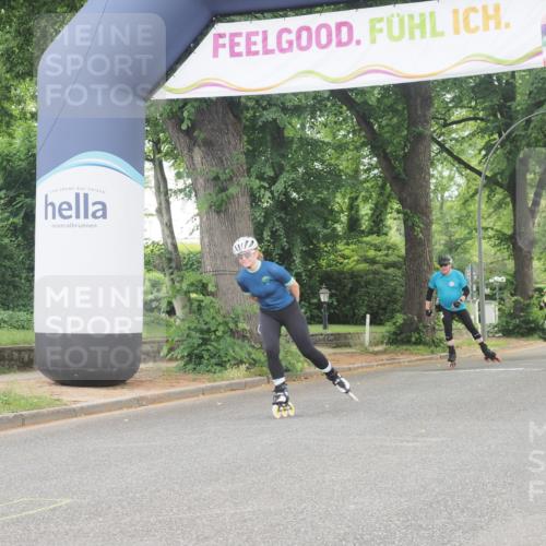 29.06.2025 - hella hamburg halbmarathon KatJ http://msf.ph/oto/8176819 29.06.2025 09:21:20 Zwischen KM18-KM19  meine-sportfotos.de