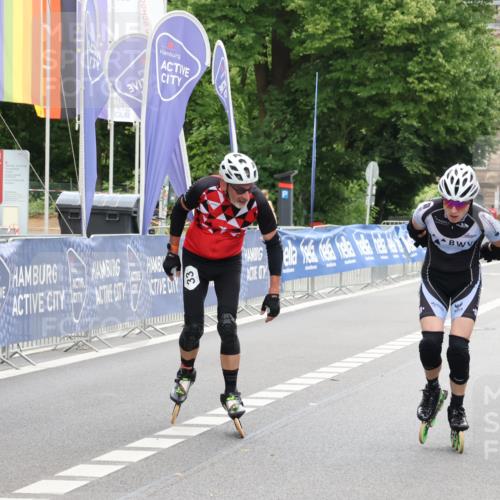 29.06.2025 - hella hamburg halbmarathon Strokosch-Dieckow http://msf.ph/oto/8176843 29.06.2025 09:17:33 Ziel 20004, 20033, 20543 meine-sportfotos.de