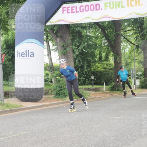 29.06.2025 - hella hamburg halbmarathon KatJ http://msf.ph/oto/8176853 29.06.2025 09:21:21 Zwischen KM18-KM19  meine-sportfotos.de