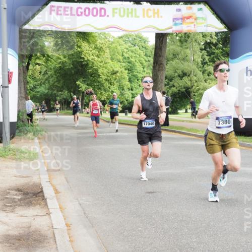 29.06.2025 - hella hamburg halbmarathon MichiJ http://msf.ph/oto/8176878 29.06.2025 10:16:35 Zwischen KM18-KM19 7380, 17258 meine-sportfotos.de