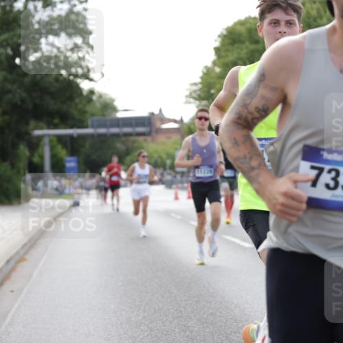 29.06.2025 - hella hamburg halbmarathon Jannik Wohlers http://msf.ph/oto/8176931 29.06.2025 09:42:20 Lombardsbrücke 5612, 7331, 7855, 9269, 10468, 11078, 11228, 12360, 13872, 13913, 14753, 14836, 16615, 17614, 18740, 19041, 19042, 19050, 19076, 19078 meine-sportfotos.de