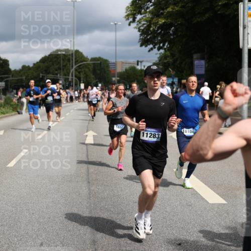 29.06.2025 - hella hamburg halbmarathon Yannick Fuchs http://msf.ph/oto/8176942 29.06.2025 10:42:01 20KM 51, 1604, 1613, 1696, 2213, 2284, 2708, 2839, 2869, 2953, 3976, 4377, 4528, 4601, 5022, 5528, 6009, 6134, 7599, 8234, 8927, 9544, 9626, 10969, 10988, 11283, 11961, 12679, 12685, 12870, 13007, 13672, 13948, 14383, 14618, 14619, 14730, 15333, 15350, 15478, 15479, 17172, 17451, 17905, 17915, 17979, 18104, 18430, 18758, 18856, 18922, 18974, 19181 meine-sportfotos.de