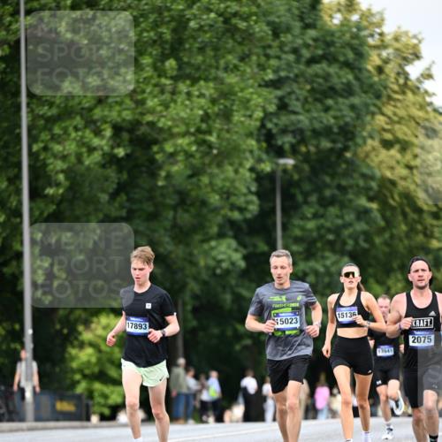 29.06.2025 - hella hamburg halbmarathon Dr. Thomas Lammeyer http://msf.ph/oto/8176949 29.06.2025 09:46:46 Kennedybrücke 2075, 2180, 2203, 2483, 6090, 7380, 8318, 8376, 9804, 10351 meine-sportfotos.de