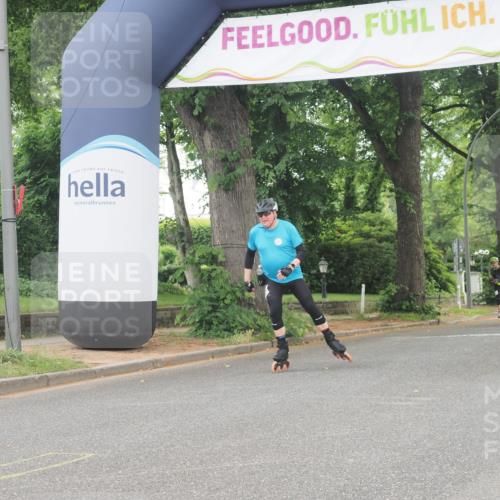 29.06.2025 - hella hamburg halbmarathon KatJ http://msf.ph/oto/8176964 29.06.2025 09:21:22 Zwischen KM18-KM19  meine-sportfotos.de
