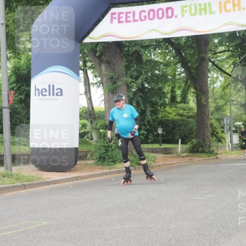 29.06.2025 - hella hamburg halbmarathon KatJ http://msf.ph/oto/8177002 29.06.2025 09:21:22 Zwischen KM18-KM19  meine-sportfotos.de