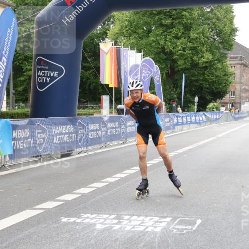 29.06.2025 - hella hamburg halbmarathon Strokosch-Dieckow http://msf.ph/oto/8177072 29.06.2025 09:17:39 Ziel 20004 meine-sportfotos.de