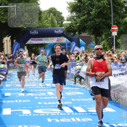 29.06.2025 - hella hamburg halbmarathon Zöllner http://msf.ph/oto/8177227 29.06.2025 10:38:19 Ziel 1688, 2849, 5091, 6095, 7743, 8002, 14688, 18584 meine-sportfotos.de