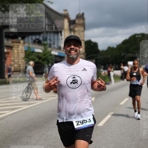 29.06.2025 - hella hamburg halbmarathon Yannick Fuchs http://msf.ph/oto/8177241 29.06.2025 10:42:08 20KM 1320, 1613, 1696, 2213, 2284, 2340, 2708, 2953, 3747, 4324, 4528, 4601, 5024, 5362, 5528, 5915, 6009, 6836, 7599, 8234, 8927, 9262, 9544, 9626, 10969, 11211, 11283, 11961, 12685, 13007, 13948, 14383, 14618, 14619, 14730, 15309, 15333, 15478, 15479, 15808, 16149, 16205, 17451, 17905, 17915, 17979, 18104, 18206, 18430, 18758, 18836, 18922, 18963, 18974, 19181 meine-sportfotos.de