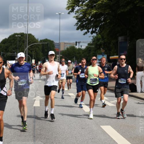 29.06.2025 - hella hamburg halbmarathon Yannick Fuchs http://msf.ph/oto/8177334 29.06.2025 10:42:09 20KM 1320, 1613, 1696, 2213, 2284, 2340, 2708, 2953, 3747, 4324, 4528, 4601, 5024, 5362, 5528, 5915, 6009, 6836, 7599, 8234, 8927, 9262, 9544, 9626, 10969, 11211, 11283, 11961, 12685, 13007, 13948, 14383, 14618, 14619, 15309, 15333, 15478, 15479, 15735, 15808, 16149, 16205, 17451, 17905, 18104, 18206, 18430, 18758, 18836, 18922, 18963, 18974, 19181 meine-sportfotos.de