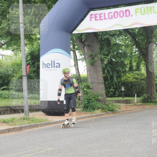 29.06.2025 - hella hamburg halbmarathon KatJ http://msf.ph/oto/8177347 29.06.2025 09:21:27 Zwischen KM18-KM19  meine-sportfotos.de