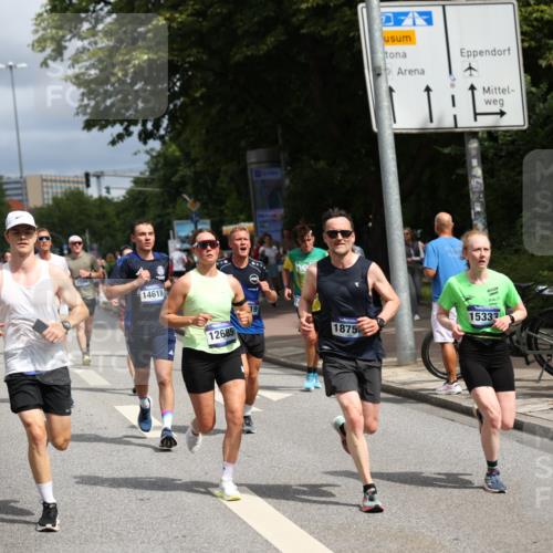 29.06.2025 - hella hamburg halbmarathon Yannick Fuchs http://msf.ph/oto/8177400 29.06.2025 10:42:10 20KM 1320, 1696, 2213, 2284, 2340, 2708, 2953, 3747, 4324, 4528, 4601, 5024, 5362, 5528, 5915, 6009, 6836, 7599, 8234, 8927, 9262, 9544, 9626, 10969, 11211, 11961, 12685, 13007, 13948, 14383, 14618, 14619, 14797, 15309, 15333, 15478, 15479, 15735, 15808, 16149, 16205, 17451, 17905, 18104, 18206, 18430, 18758, 18836, 18922, 18963, 18974, 19181 meine-sportfotos.de