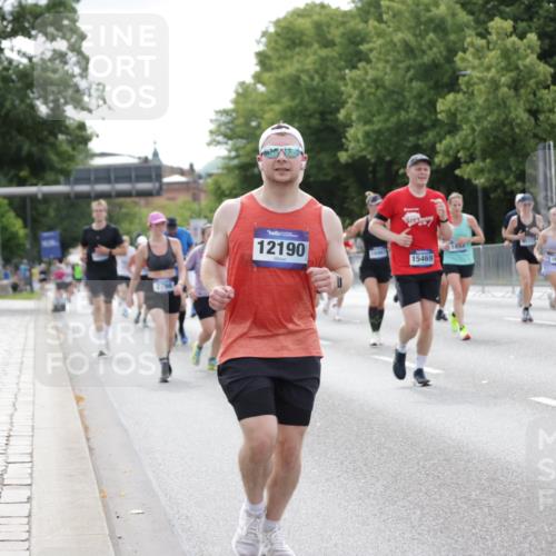 29.06.2025 - hella hamburg halbmarathon Jannik Wohlers http://msf.ph/oto/8177449 29.06.2025 10:22:30 Lombardsbrücke 1029, 1853, 2766, 3003, 3029, 3034, 5223, 5629, 6578, 6784, 6785, 7266, 7891, 9133, 9913, 10205, 10826, 12190, 13560, 13921, 14525, 14801, 15469, 15870, 16565, 16566, 16618, 16801, 16863, 17657 meine-sportfotos.de