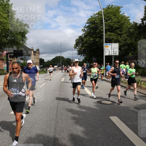 29.06.2025 - hella hamburg halbmarathon Yannick Fuchs http://msf.ph/oto/8177457 29.06.2025 10:42:11 20KM 1320, 2213, 2284, 2340, 2708, 2953, 3747, 4324, 4528, 4601, 5024, 5362, 5528, 5915, 6009, 6836, 7599, 8234, 8927, 9262, 9538, 9544, 9626, 10969, 11211, 11961, 12685, 13007, 13948, 14383, 14618, 14619, 14797, 15309, 15333, 15478, 15479, 15735, 15808, 16149, 16205, 17905, 18104, 18206, 18430, 18758, 18790, 18836, 18922, 18963, 18974, 19181 meine-sportfotos.de