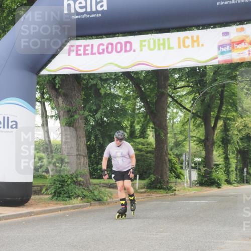 29.06.2025 - hella hamburg halbmarathon KatJ http://msf.ph/oto/8177461 29.06.2025 09:21:36 Zwischen KM18-KM19  meine-sportfotos.de