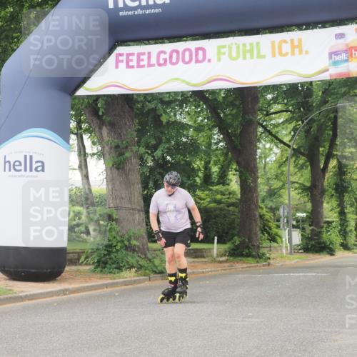 29.06.2025 - hella hamburg halbmarathon KatJ http://msf.ph/oto/8177478 29.06.2025 09:21:36 Zwischen KM18-KM19  meine-sportfotos.de