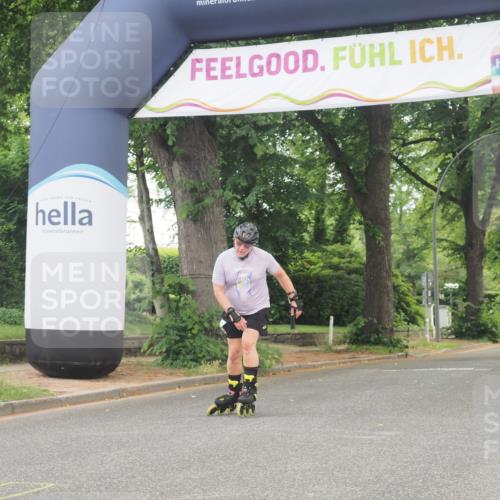 29.06.2025 - hella hamburg halbmarathon KatJ http://msf.ph/oto/8177490 29.06.2025 09:21:36 Zwischen KM18-KM19  meine-sportfotos.de