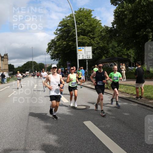 29.06.2025 - hella hamburg halbmarathon Yannick Fuchs http://msf.ph/oto/8177507 29.06.2025 10:42:11 20KM 1320, 2213, 2284, 2340, 2708, 2953, 3747, 4324, 4528, 4601, 5024, 5362, 5528, 5915, 6009, 6836, 7599, 8234, 8927, 9262, 9538, 9544, 9626, 10969, 11211, 11961, 12685, 13007, 13948, 14383, 14618, 14619, 14797, 15309, 15333, 15478, 15479, 15735, 15808, 16149, 16205, 17905, 18104, 18206, 18430, 18758, 18790, 18836, 18922, 18963, 18974, 19181 meine-sportfotos.de