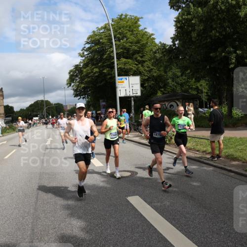 29.06.2025 - hella hamburg halbmarathon Yannick Fuchs http://msf.ph/oto/8177515 29.06.2025 10:42:11 20KM 1320, 2213, 2284, 2340, 2708, 2953, 3747, 4324, 4528, 4601, 5024, 5362, 5528, 5915, 6009, 6836, 7599, 8234, 8927, 9262, 9538, 9544, 9626, 10969, 11211, 11961, 12685, 13007, 13948, 14383, 14618, 14619, 14797, 15309, 15333, 15478, 15479, 15735, 15808, 16149, 16205, 17905, 18104, 18206, 18430, 18758, 18790, 18836, 18922, 18963, 18974, 19181 meine-sportfotos.de