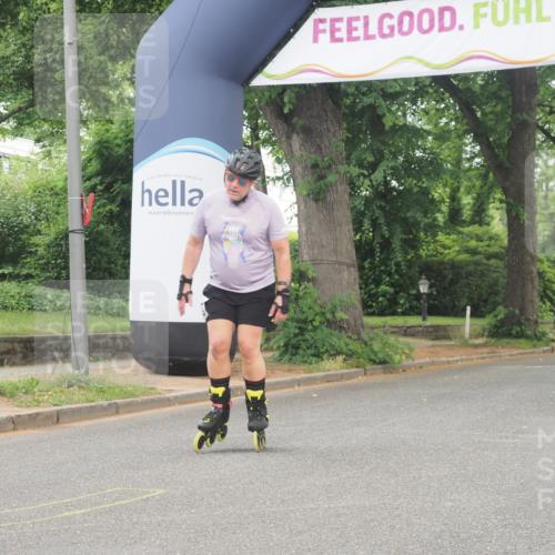 29.06.2025 - hella hamburg halbmarathon KatJ http://msf.ph/oto/8177549 29.06.2025 09:21:37 Zwischen KM18-KM19  meine-sportfotos.de