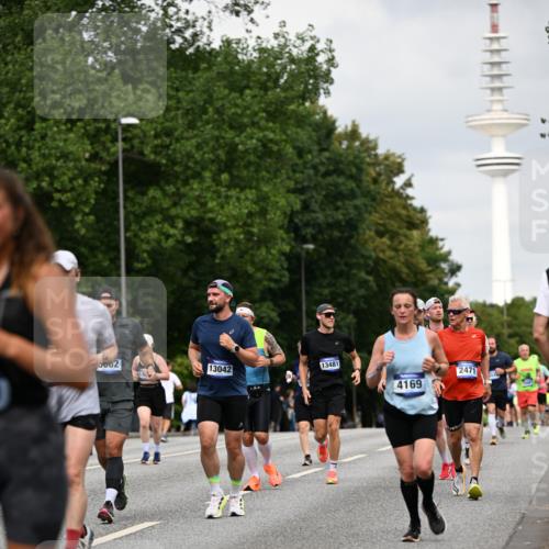 29.06.2025 - hella hamburg halbmarathon Dr. Thomas Lammeyer http://msf.ph/oto/8177641 29.06.2025 10:10:14 Kennedybrücke 1229, 1830, 1842, 2471, 2624, 3062, 4169, 4542, 5431, 5762, 6014, 7741, 8049, 8290, 8744, 8894, 8909, 9477, 9917, 10214, 10781, 10791, 10998 meine-sportfotos.de