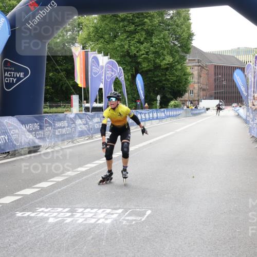 29.06.2025 - hella hamburg halbmarathon Strokosch-Dieckow http://msf.ph/oto/8177667 29.06.2025 09:19:07 Ziel 20010, 20091, 20383 meine-sportfotos.de