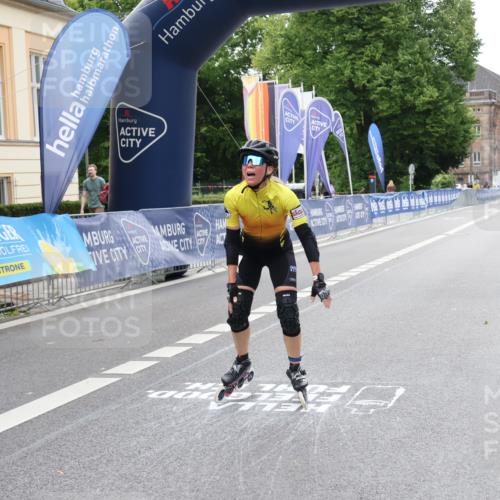 29.06.2025 - hella hamburg halbmarathon Strokosch-Dieckow http://msf.ph/oto/8177703 29.06.2025 09:19:07 Ziel 20010, 20091, 20383 meine-sportfotos.de