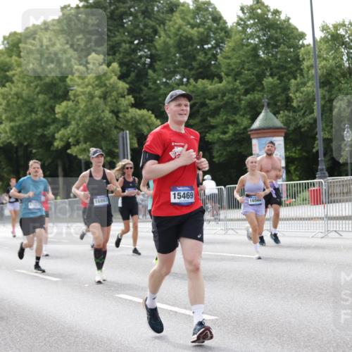 29.06.2025 - hella hamburg halbmarathon Jannik Wohlers http://msf.ph/oto/8177711 29.06.2025 10:22:32 Lombardsbrücke 1029, 1853, 2766, 3003, 3029, 3034, 4190, 4266, 5629, 6578, 6784, 6785, 7266, 7891, 9133, 9913, 10205, 10826, 12025, 12190, 12265, 13560, 13921, 14041, 14525, 14801, 15469, 16565, 16566, 16618, 16801, 16863, 17657 meine-sportfotos.de