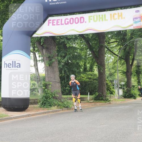 29.06.2025 - hella hamburg halbmarathon KatJ http://msf.ph/oto/8177743 29.06.2025 09:21:51 Zwischen KM18-KM19  meine-sportfotos.de