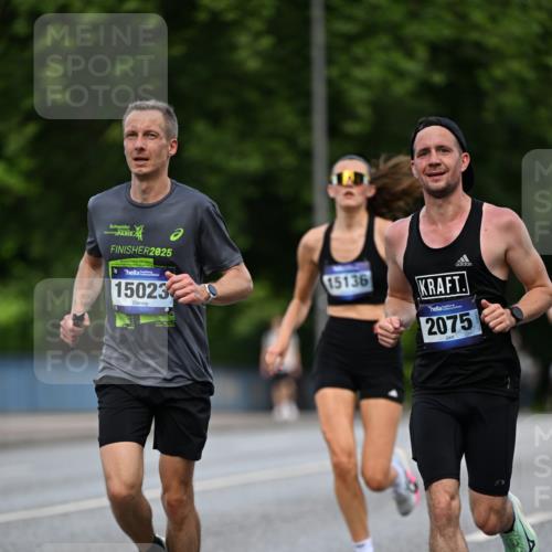 29.06.2025 - hella hamburg halbmarathon Dr. Thomas Lammeyer http://msf.ph/oto/8177867 29.06.2025 09:46:50 Kennedybrücke 2075, 2180, 2203, 2483, 6090, 8318, 8376, 9804, 10351 meine-sportfotos.de